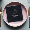signe astrologique du taureau brodée sur serviette de table