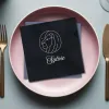 serviette de table brodée signe du lion