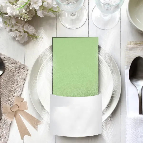 serviette brodée zodiaque signe balance verte