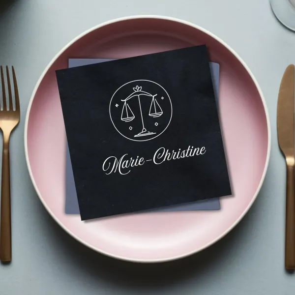 serviette de table brodée signe balance