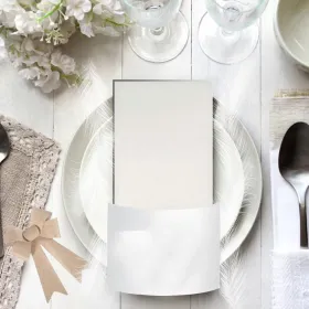 serviette de table brodée motif astrologie capricorne