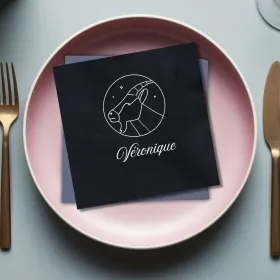 serviette de table brodée signe capricorne