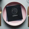 serviette de table brodée signe verseau
