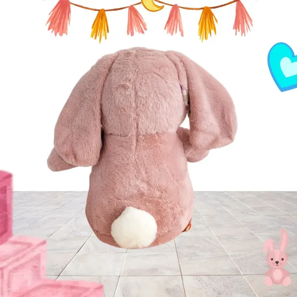 dos lapin peluche rose brodé