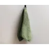 drap de bain brodé vert foncé