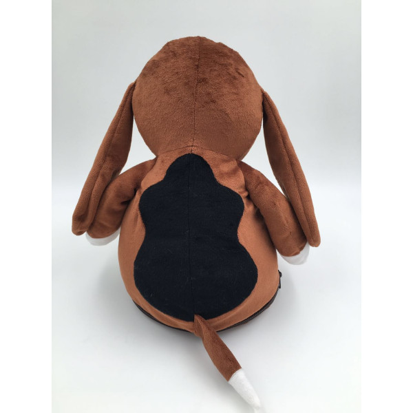 peluche chien basset brodée