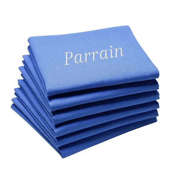 serviette personnalisée et brodée pour parrain