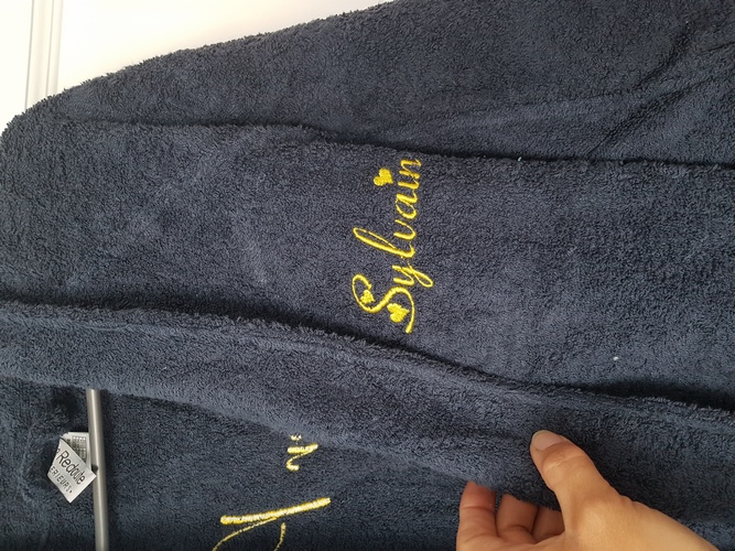 broderie professionnelle sur textile