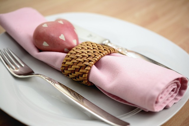 serviette de table rose