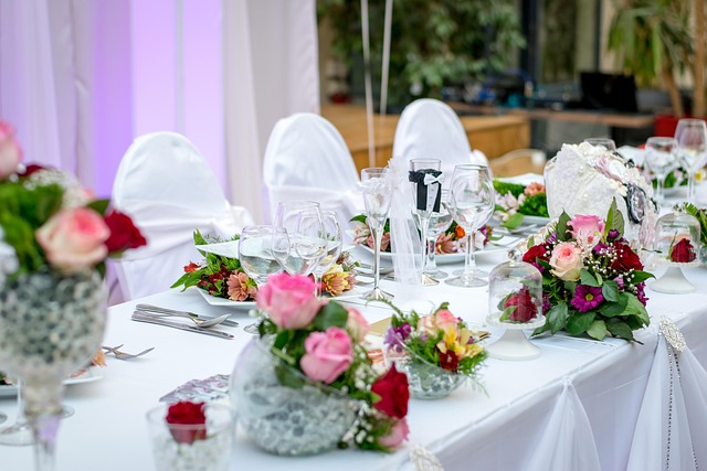reception mariage table maries